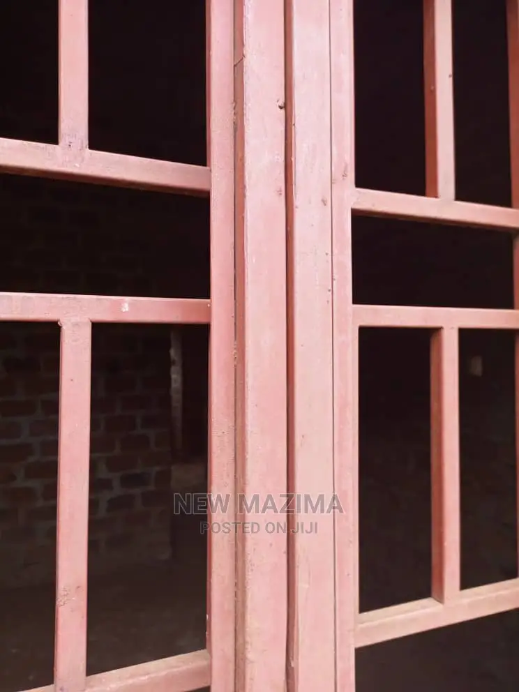 2bdrm House in Salaama Munyonyo Rd, Division a for Sale