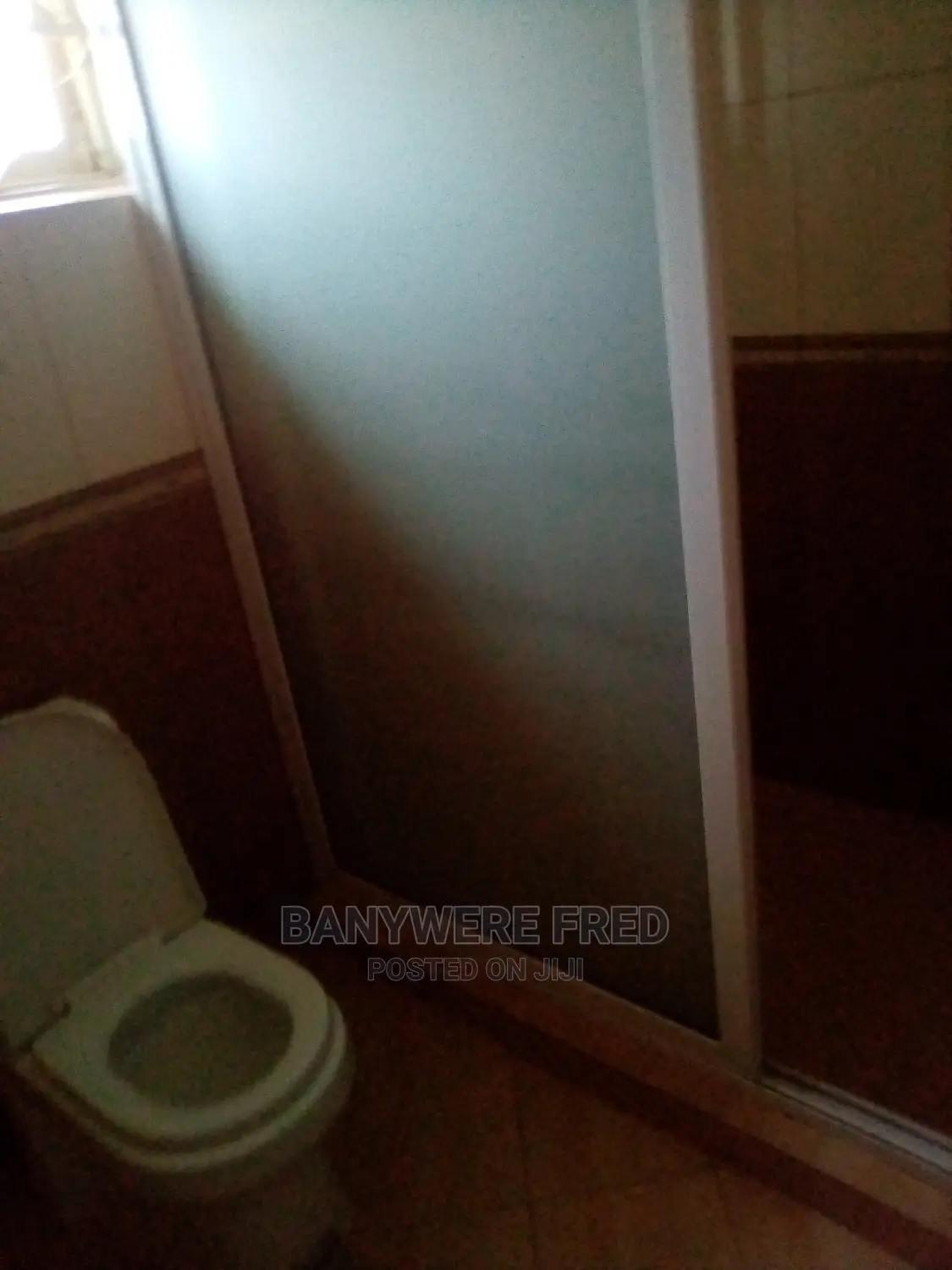Furnished 6bdrm Apartment in Kira for Sale