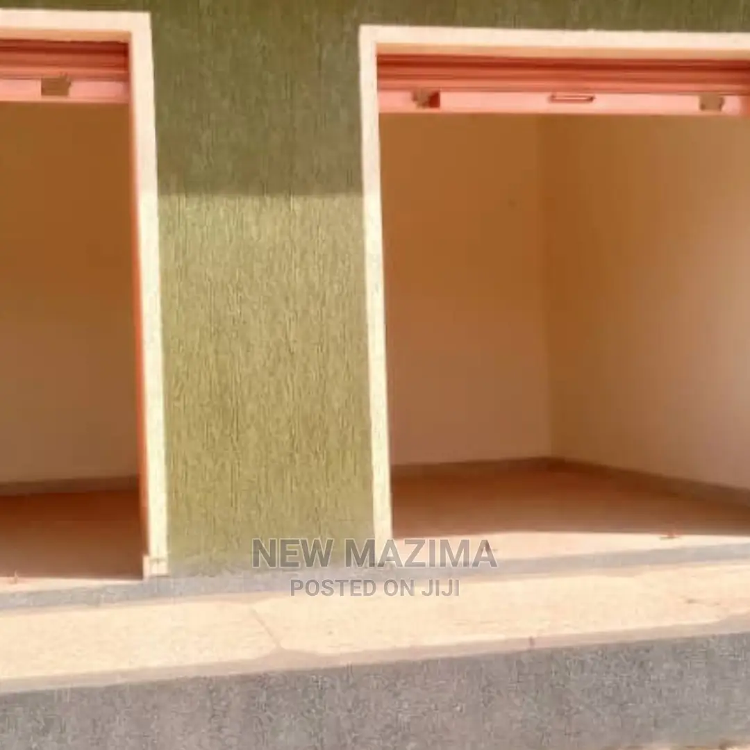 Very Bisy Commercial Shops for Rent in Heart of Makindye