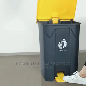 100 Ltrs Pedal Trash Bin Box