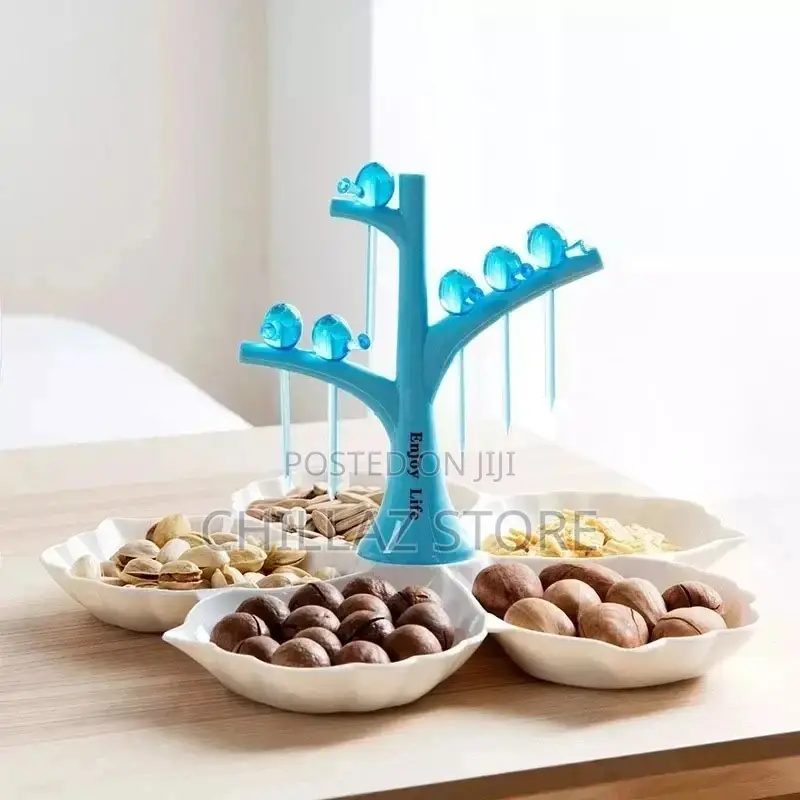 Fruit Folks And Plates