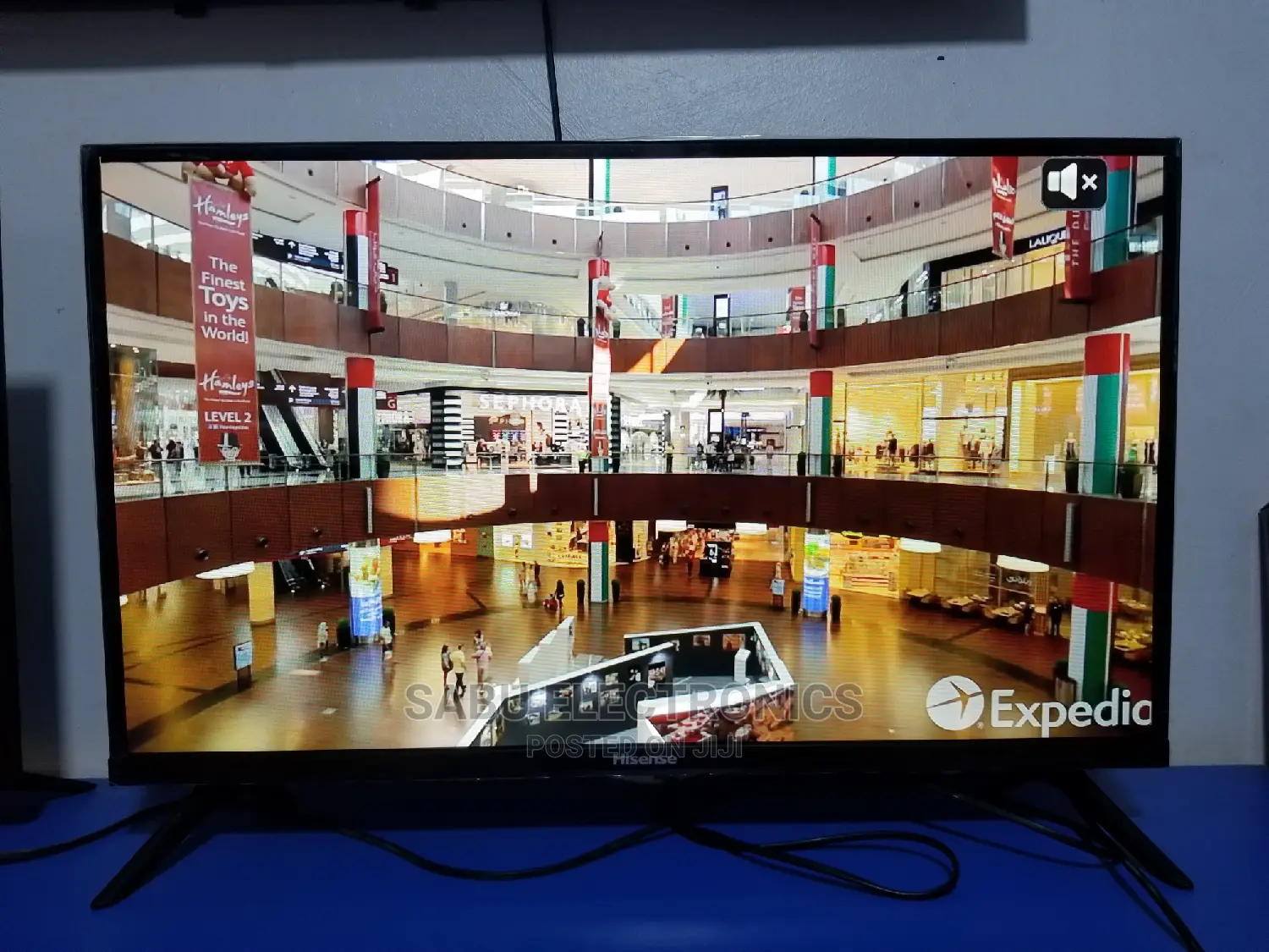 Hisense Frameless 32 Inch-Quick Sale