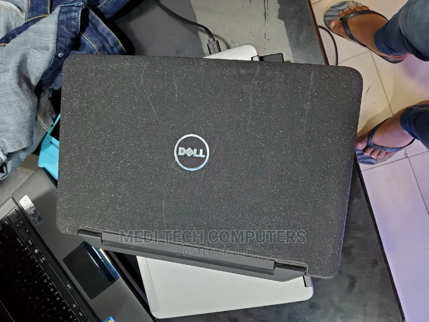 Laptop Dell Vostro 2520 4GB Intel Core I5 HDD 500GB