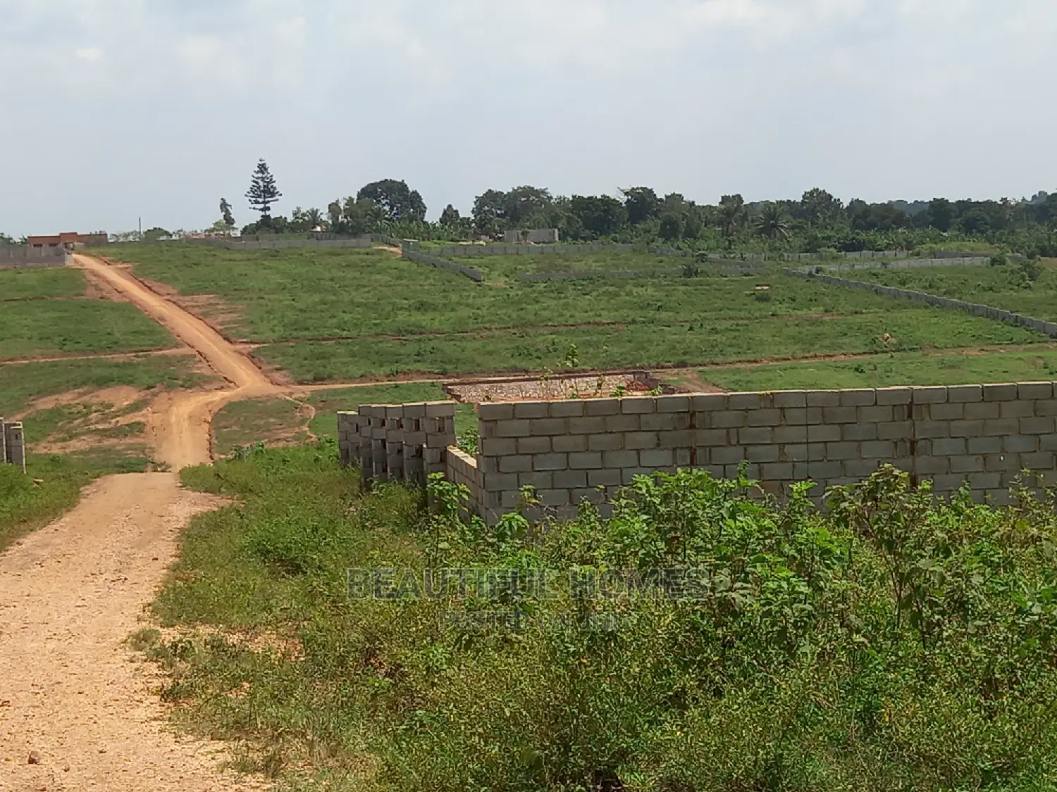 Kasangati 100,*100 in Diplomat Estate on Sell