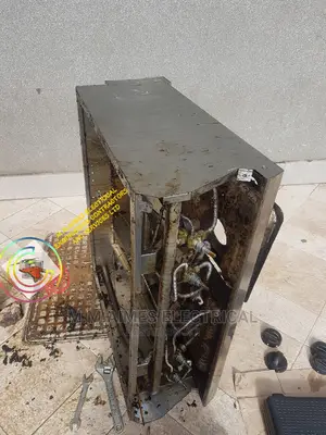 Commercial and Domestic Gas and Electric Cookers