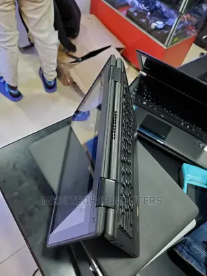 Laptop Lenovo Yoga 11e 4GB Intel Celeron HDD 320GB