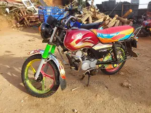 TVS Apache 180 RTR 2019 Brown