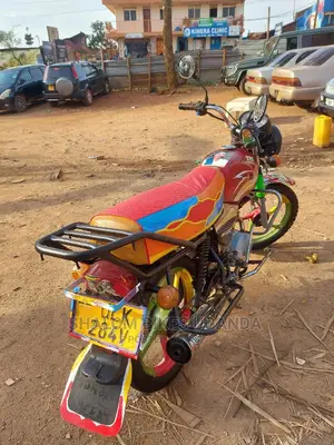 TVS Apache 180 RTR 2019 Brown