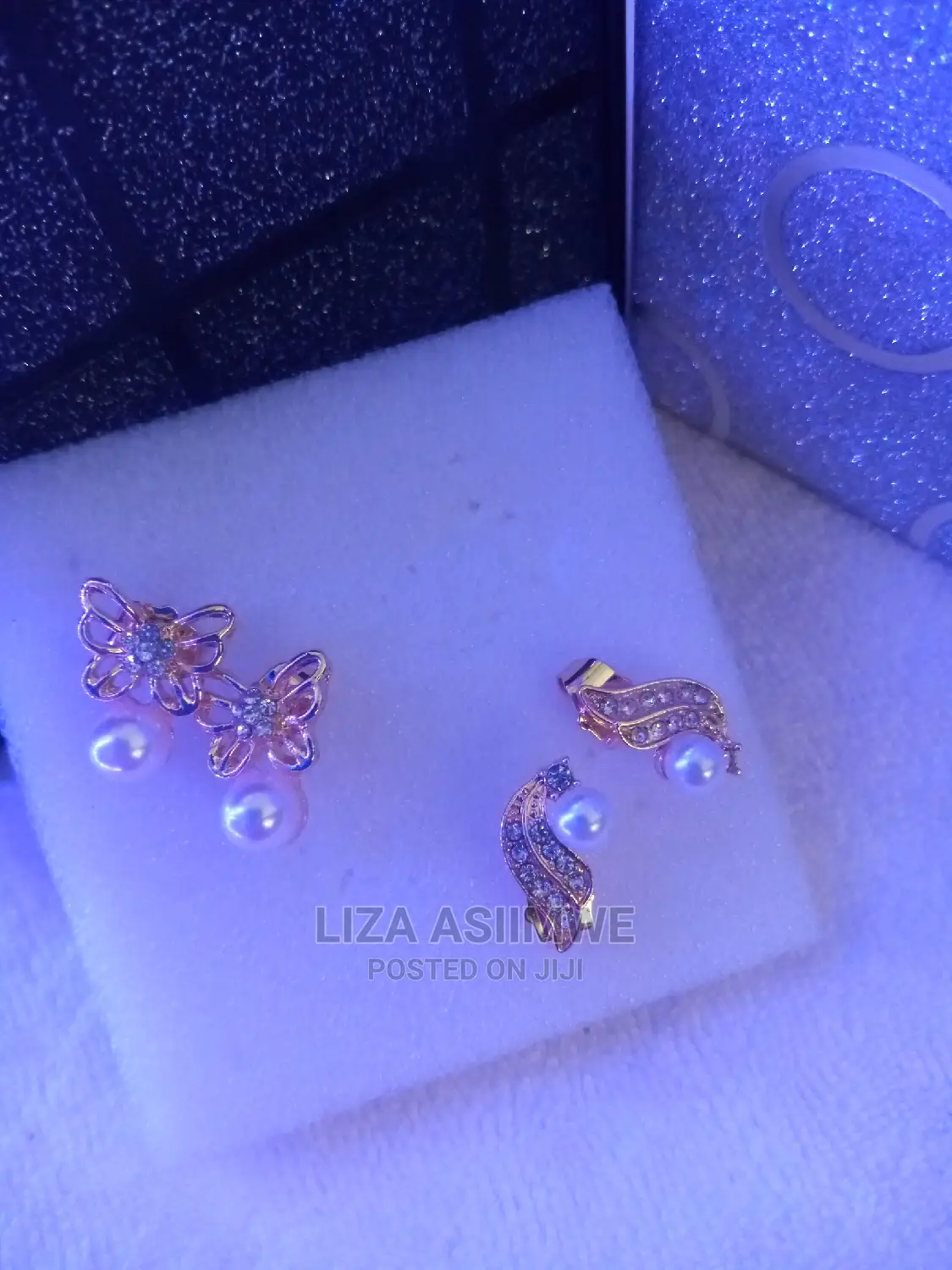 Simple Earpins Available