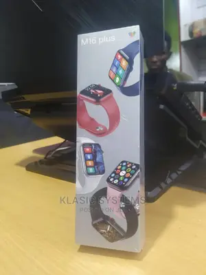 M16 PLUS Smart Watch