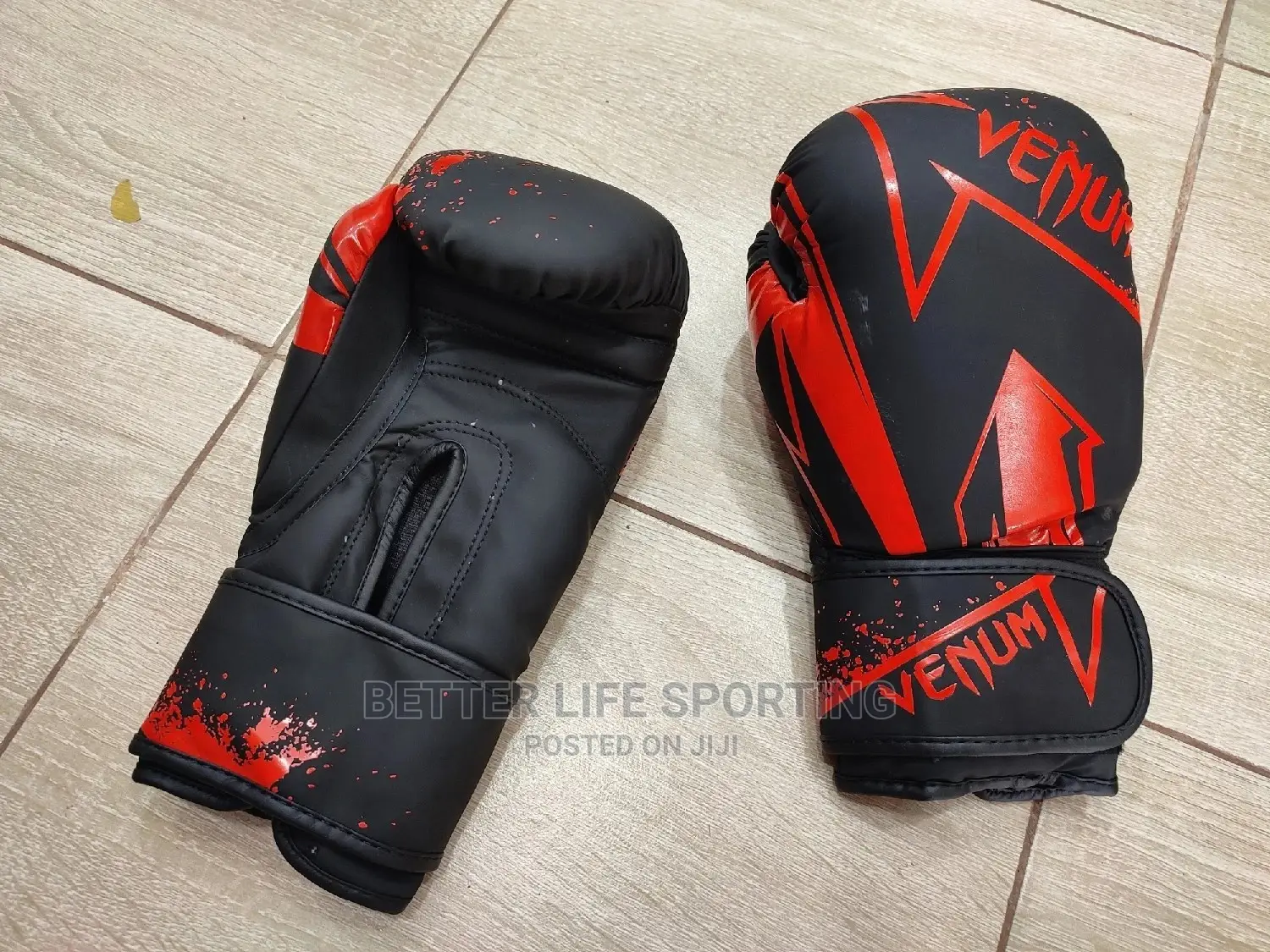 Boxing Gloves Venum Classic