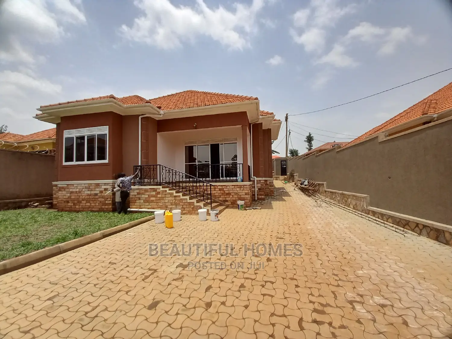 Furnished 4bdrm House in Kira Mamerito for Sale