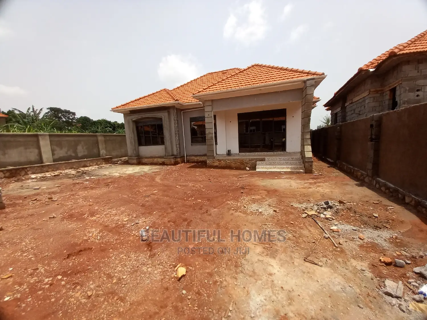 Furnished 4bdrm House in Kira Mamerito Estate for Sale