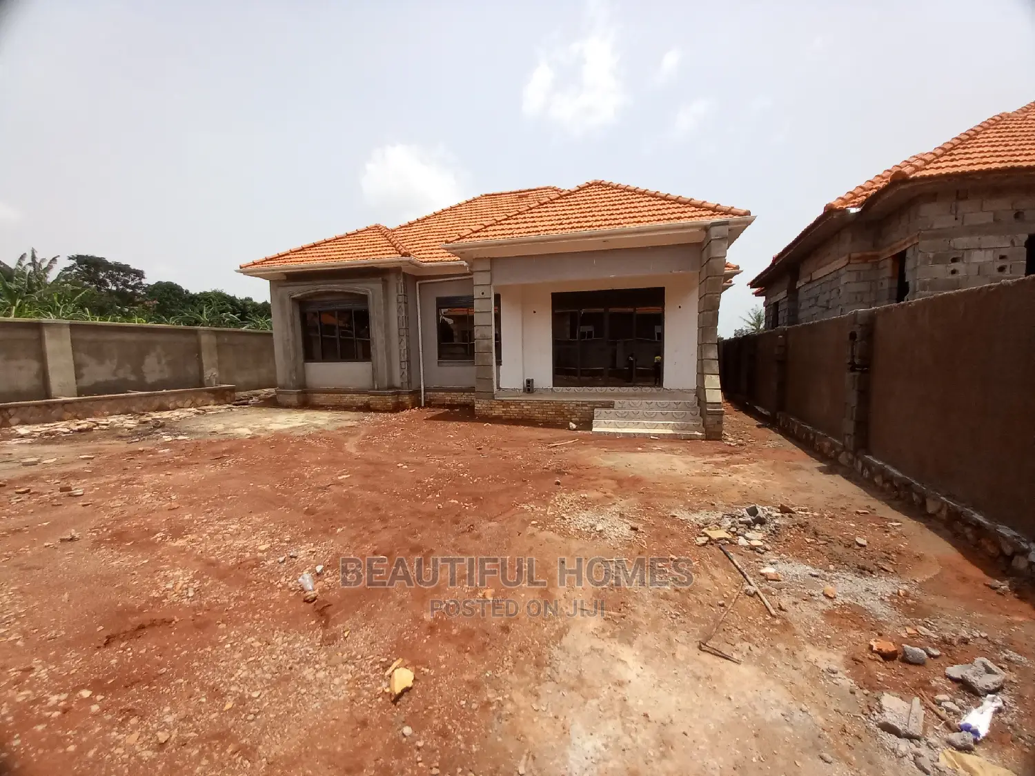 Furnished 4bdrm House in Kira Mamerito Estate for Sale