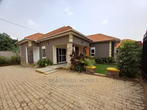Furnished 4bdrm House in Kira Tarmack Wealthy for Sale