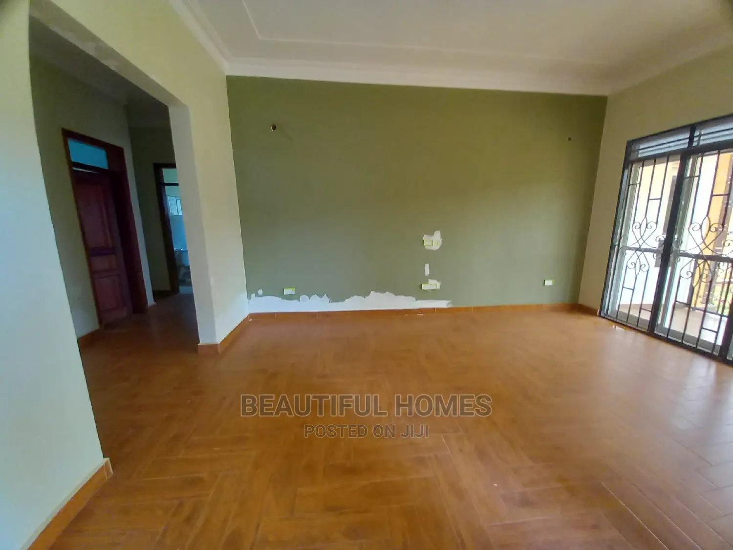 Furnished 4bdrm House in Kira Mamerito Gated for Sale