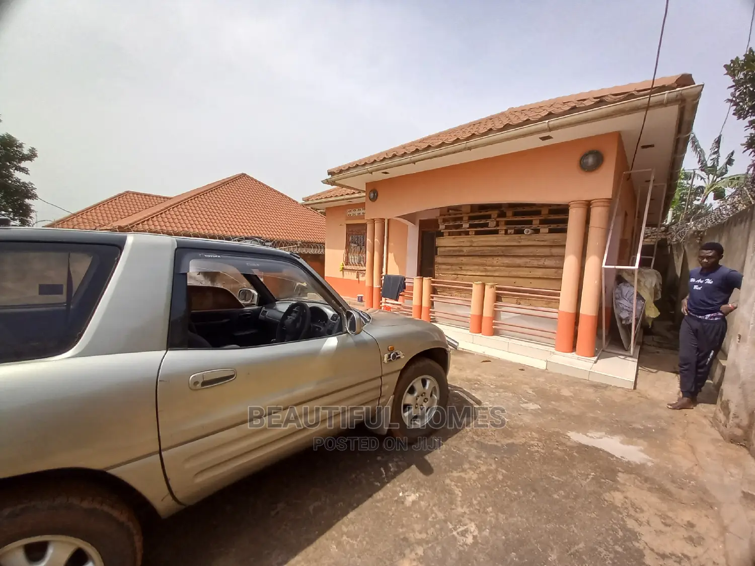 Furnished 3bdrm Bungalow in Najjera, Central Division for Sale