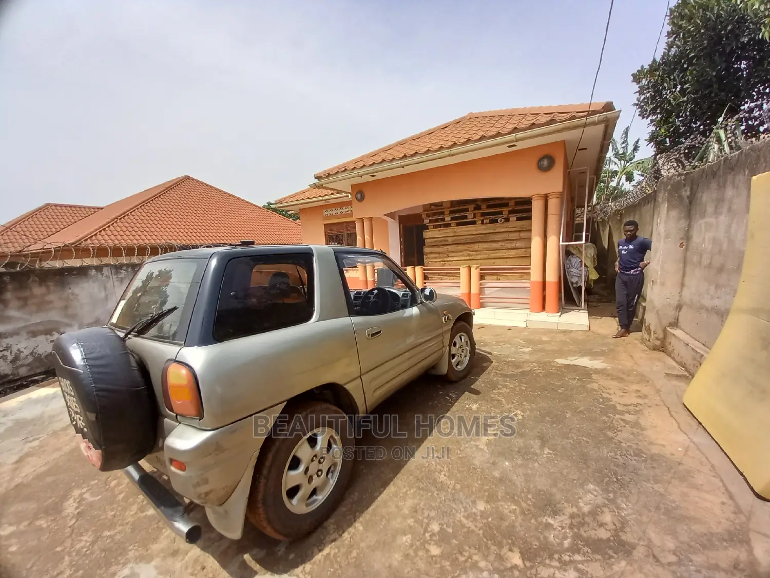 Furnished 3bdrm Bungalow in Najjera, Central Division for Sale