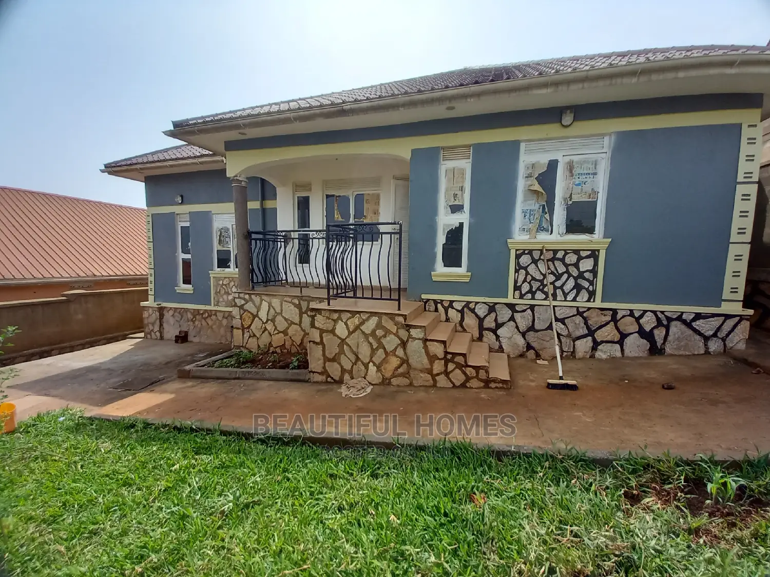 Furnished 4bdrm Bungalow in Kira Nice for Sale