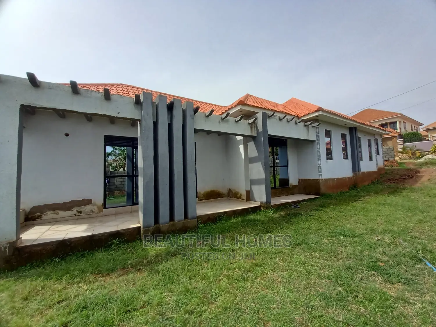 Furnished 4bdrm Bungalow in Kira Classy for Sale