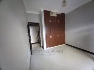 Furnished 4bdrm Bungalow in Kira Corporate Area for Sale