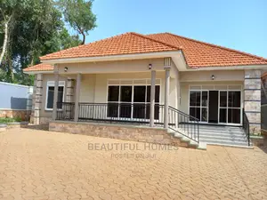 Furnished 4bdrm House in Kira for Sale