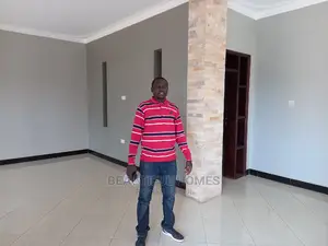 Furnished 4bdrm House in Kira for Sale