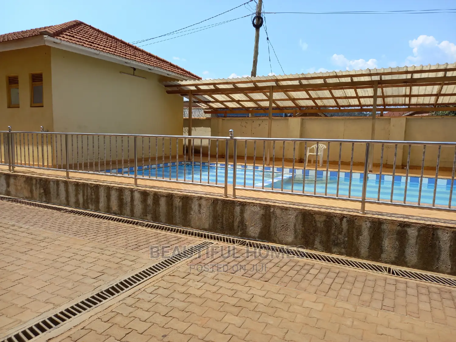 Furnished 2bdrm Condo in Bukoto, Central Division for Sale