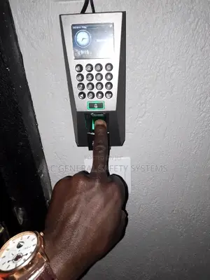 Time and Attendance Reader Biometric System and Software
