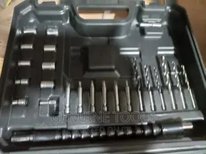 Chargerable /Cordless Drill With Free Bits and Screwing Bits