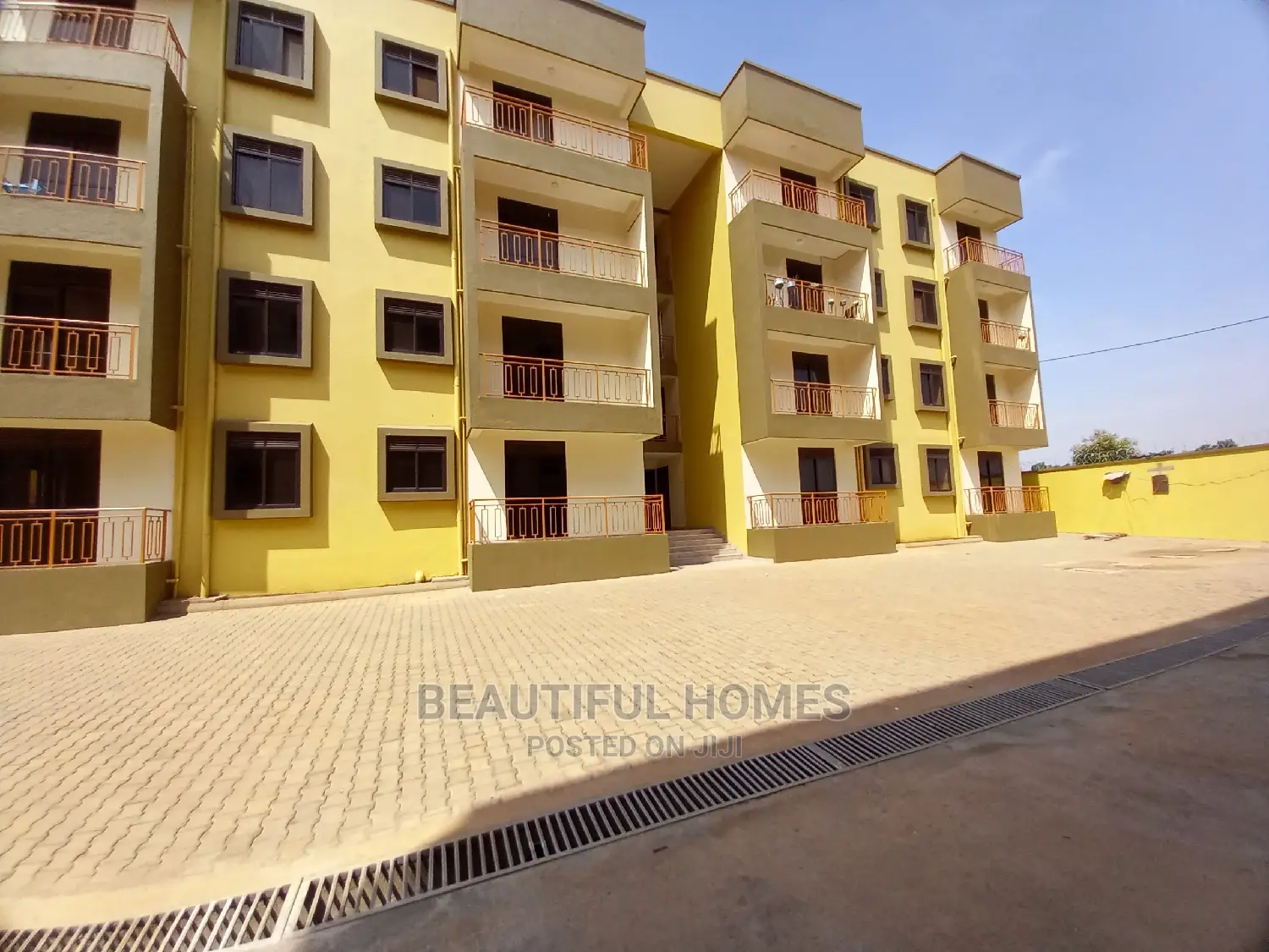 Furnished 3bdrm Condo in Kisaasi, Central Division for Sale