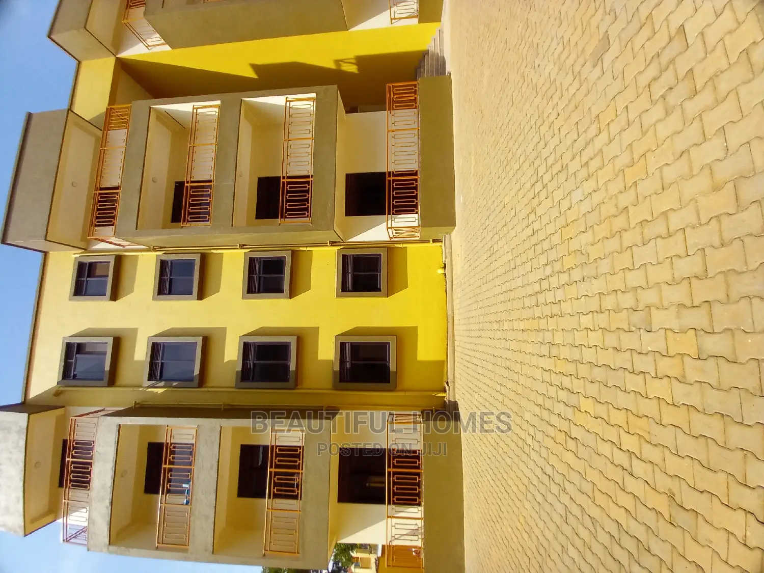 Furnished 3bdrm Condo in Kisaasi, Central Division for Sale