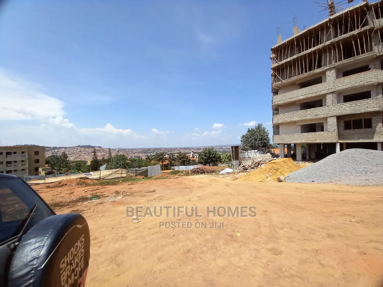 Furnished 3bdrm Condo in Mutungo Corporate, Nakawa for Sale