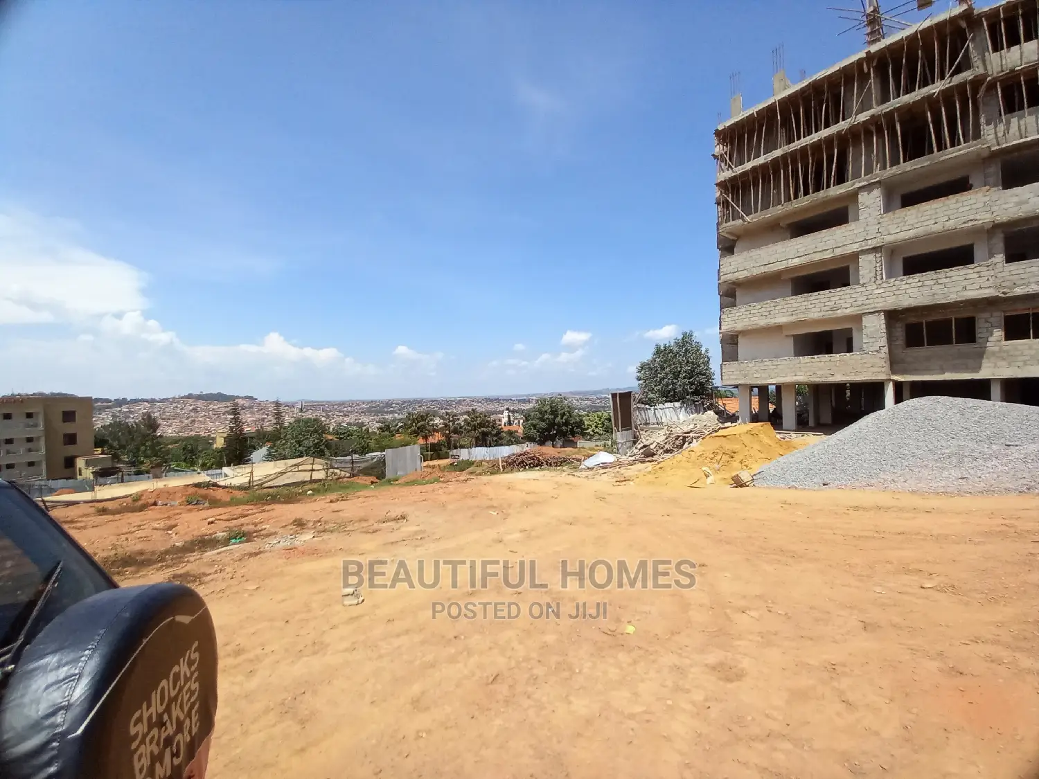 Furnished 3bdrm Condo in Mutungo Corporate, Nakawa for Sale