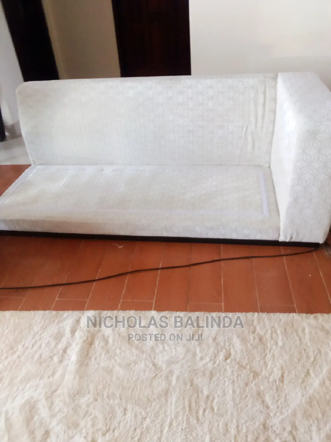 We Do Clean Chairs , Carpets, Matterless and We Do Good Work