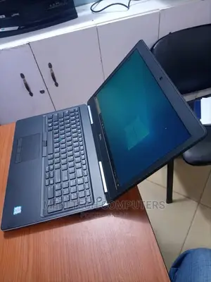 Laptop Dell Latitude E7450 4GB Intel Core I5 SSD 256GB