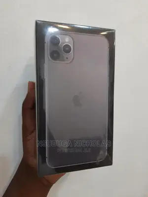 New Apple iPhone 11 Pro Max 256 GB Gray