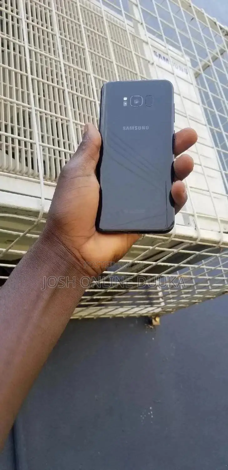 Samsung Galaxy S8 Plus 64 GB Black