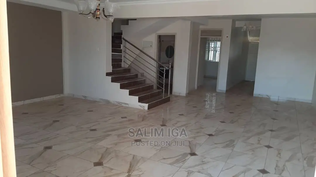 4bdrm Townhouse/Terrace in Kololo Property, Central Division for Sale
