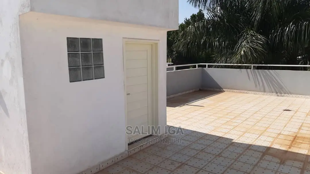 4bdrm Townhouse/Terrace in Kololo Property, Central Division for Sale