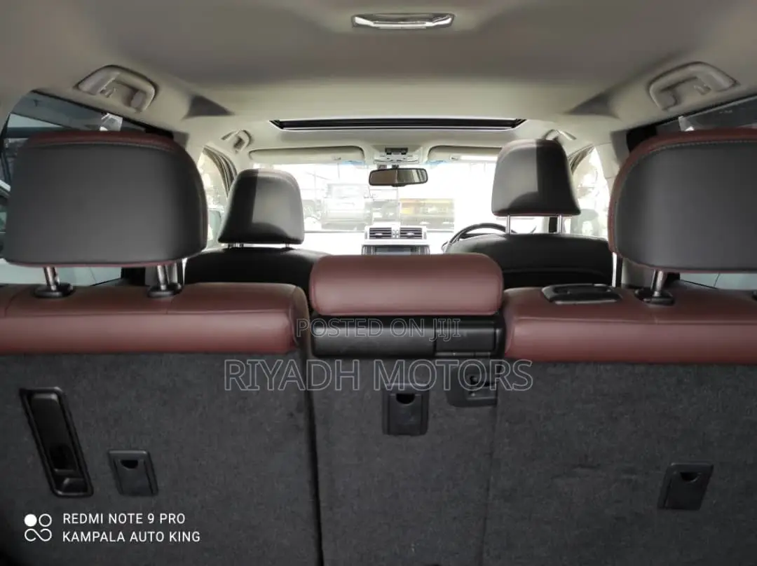 Toyota Land Cruiser Prado 2.7 2017 Brown