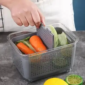 Multfunctional Storage Container