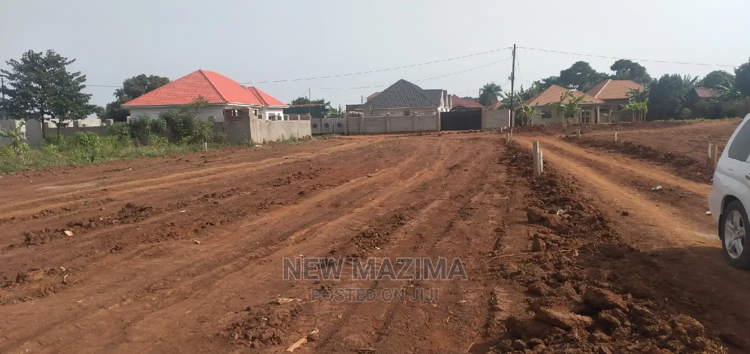Veryprime Plot Quicksale Just After Munyonyo Near Kazi Beach