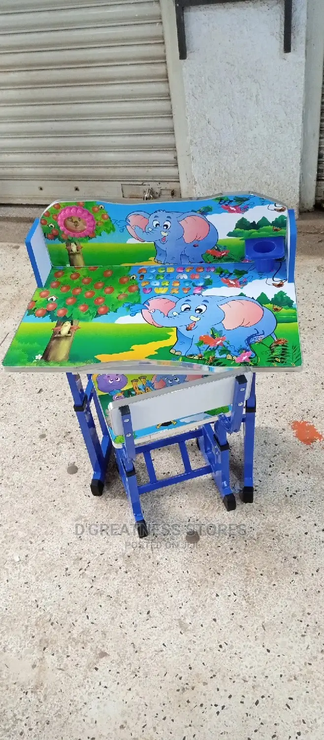 Kid's Reading Table