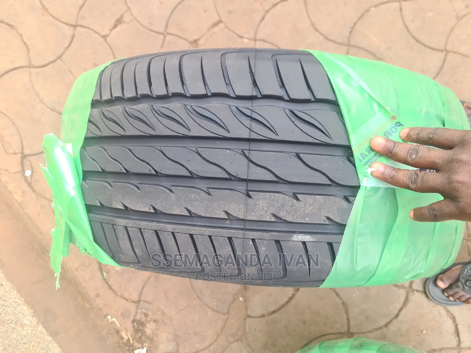 245/40r19 Sporttrak