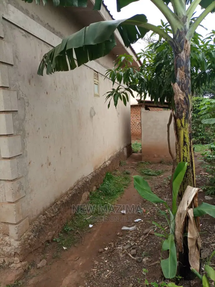 3bdrm House in Namagoma Town, Division a for Sale