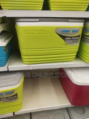 34.5 Litres Pinnacle Ice Cooler Box