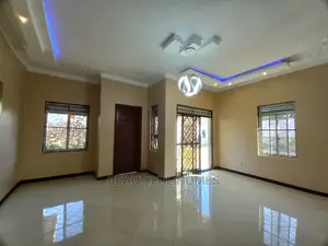 Furnished 4bdrm House in Kira for Sale