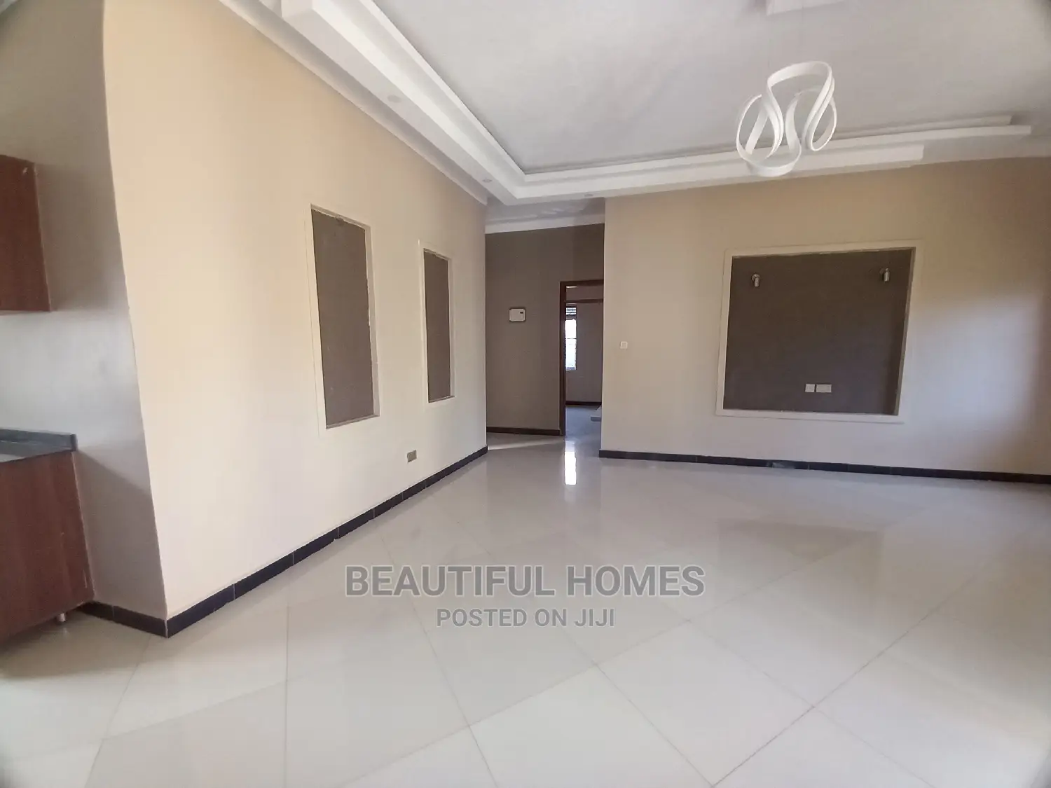 Furnished 4bdrm Bungalow in Kira Corporate for Sale