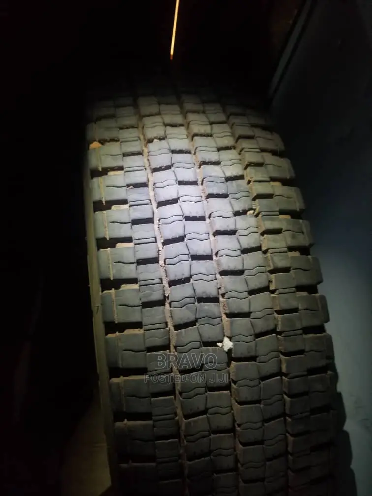 TYRES Used Japan